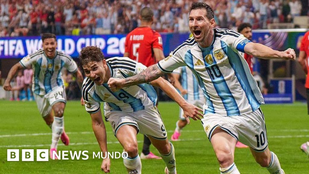 Mundial bajo la lupa: las versiones sobre un supuesto favoritismo hacia Argentina y Messi