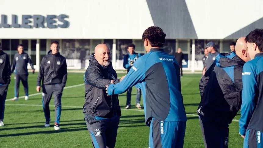 Fútbol argentino: la oferta de Talleres por Cuello que incluye dos jugadores