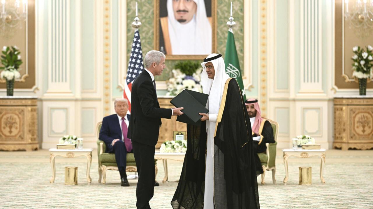 Estados Unidos y Arabia Saudita: aprueban un acuerdo nuclear civil