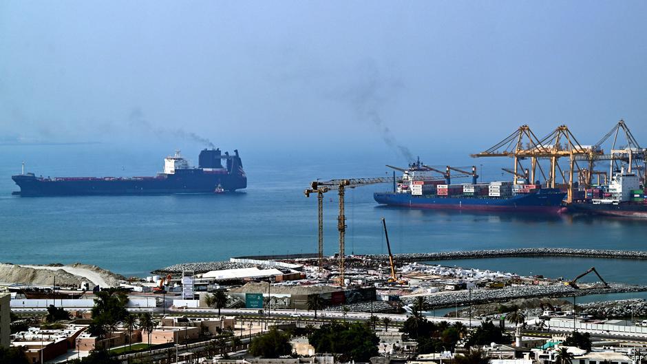 Tensión en el Golfo Pérsico: la amenaza sobre las rutas petroleras se expande más allá de Ormuz