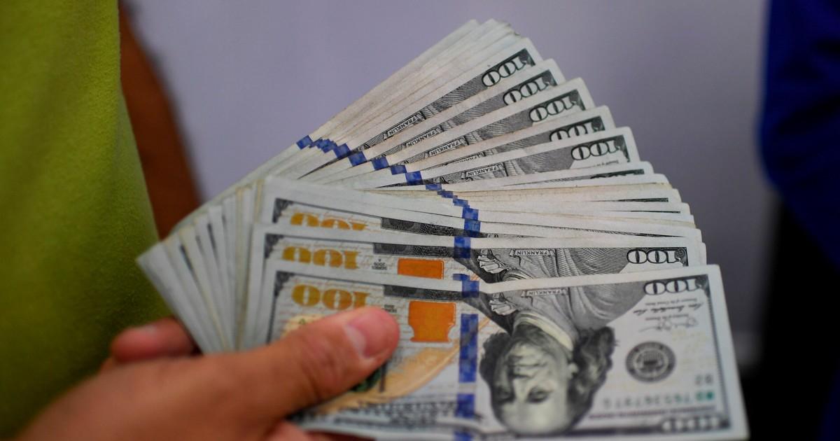 Dólar en Colombia: la caída que golpea a sectores clave