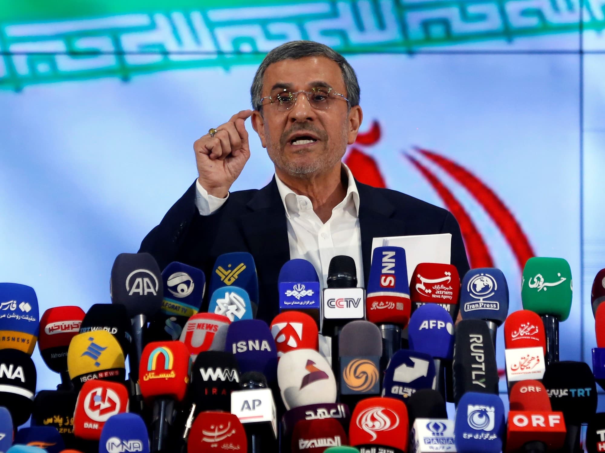 Irán: el entorno de Ahmadineyad desmintió un supuesto plan de Israel para devolverlo al poder