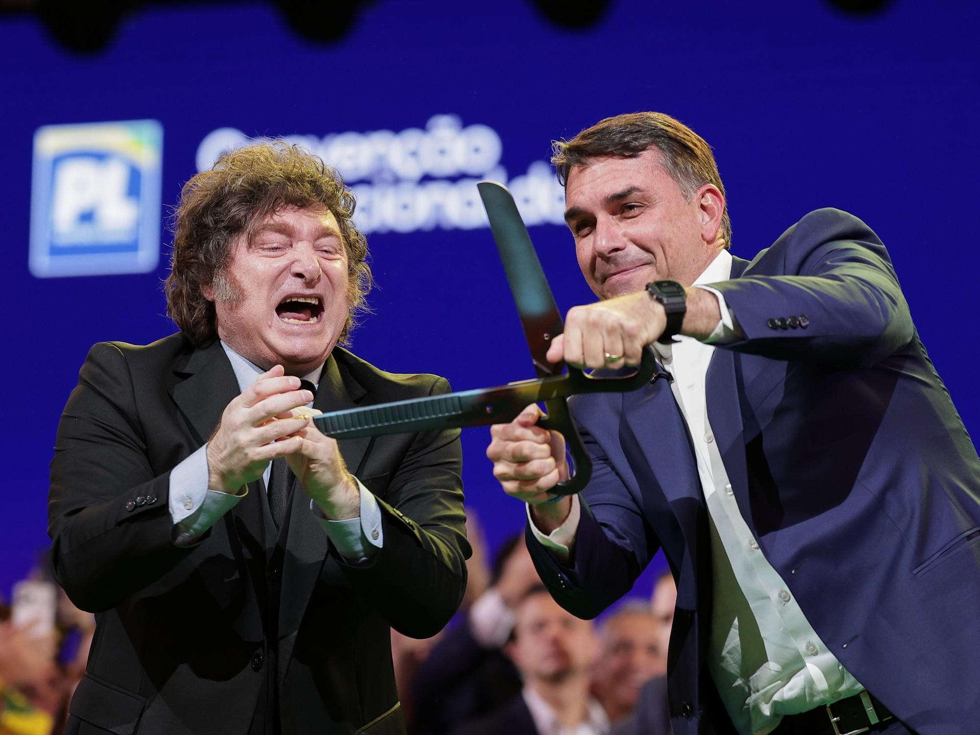 Milei en Brasil: el fuerte ataque a Lula en el acto de Flávio Bolsonaro