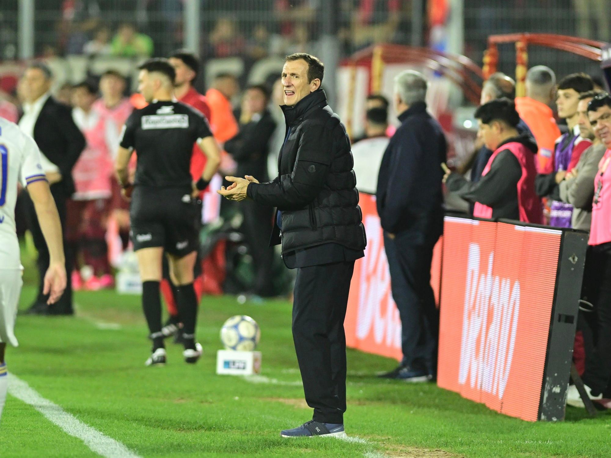 Boca en el Ducó: la razón de Arruabarrena para mudar la localía a Huracán