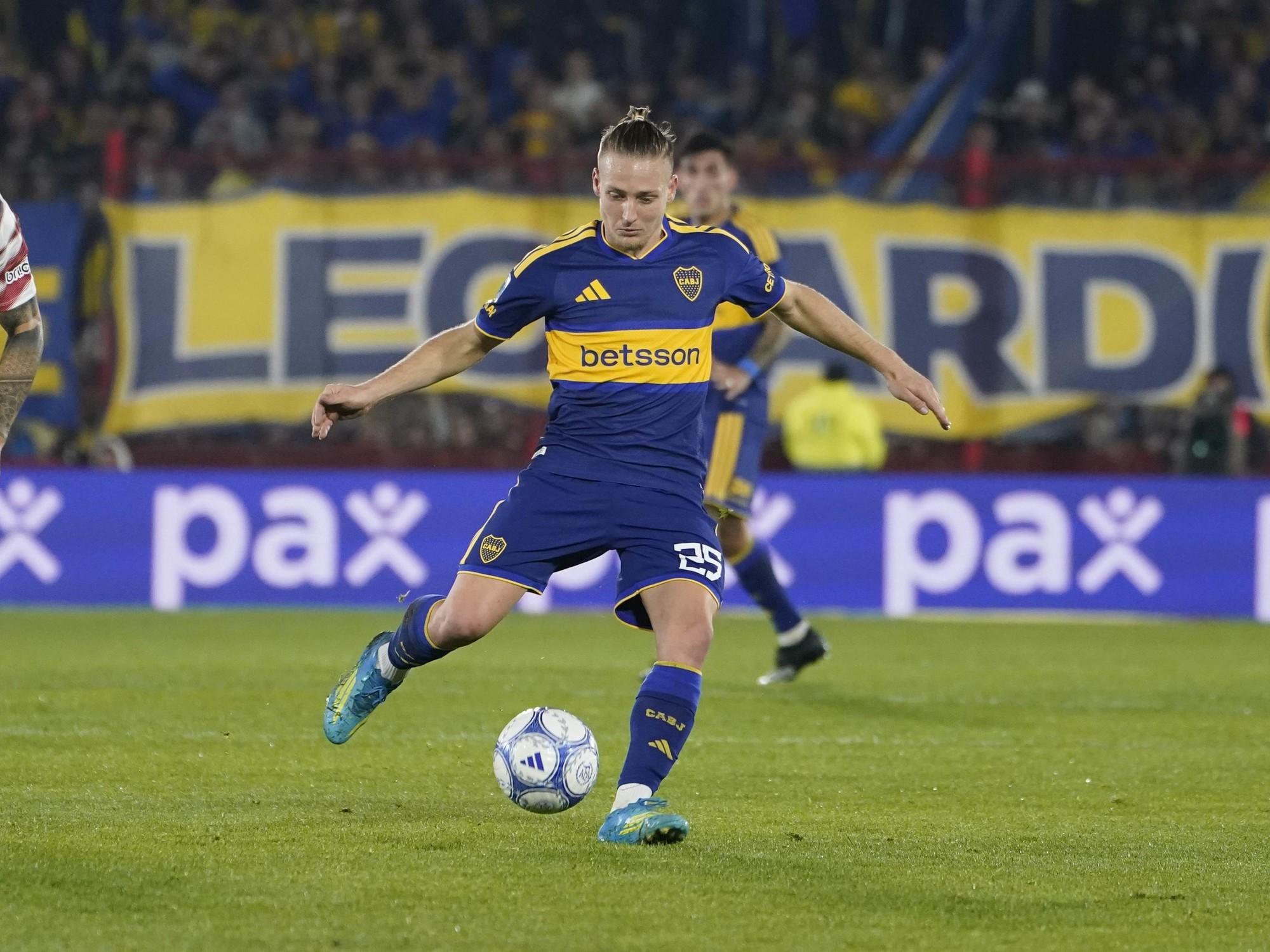Santiago Ascacíbar encendió a Boca: marcó el gol triunfo ante Estudiantes y pidió disculpas
