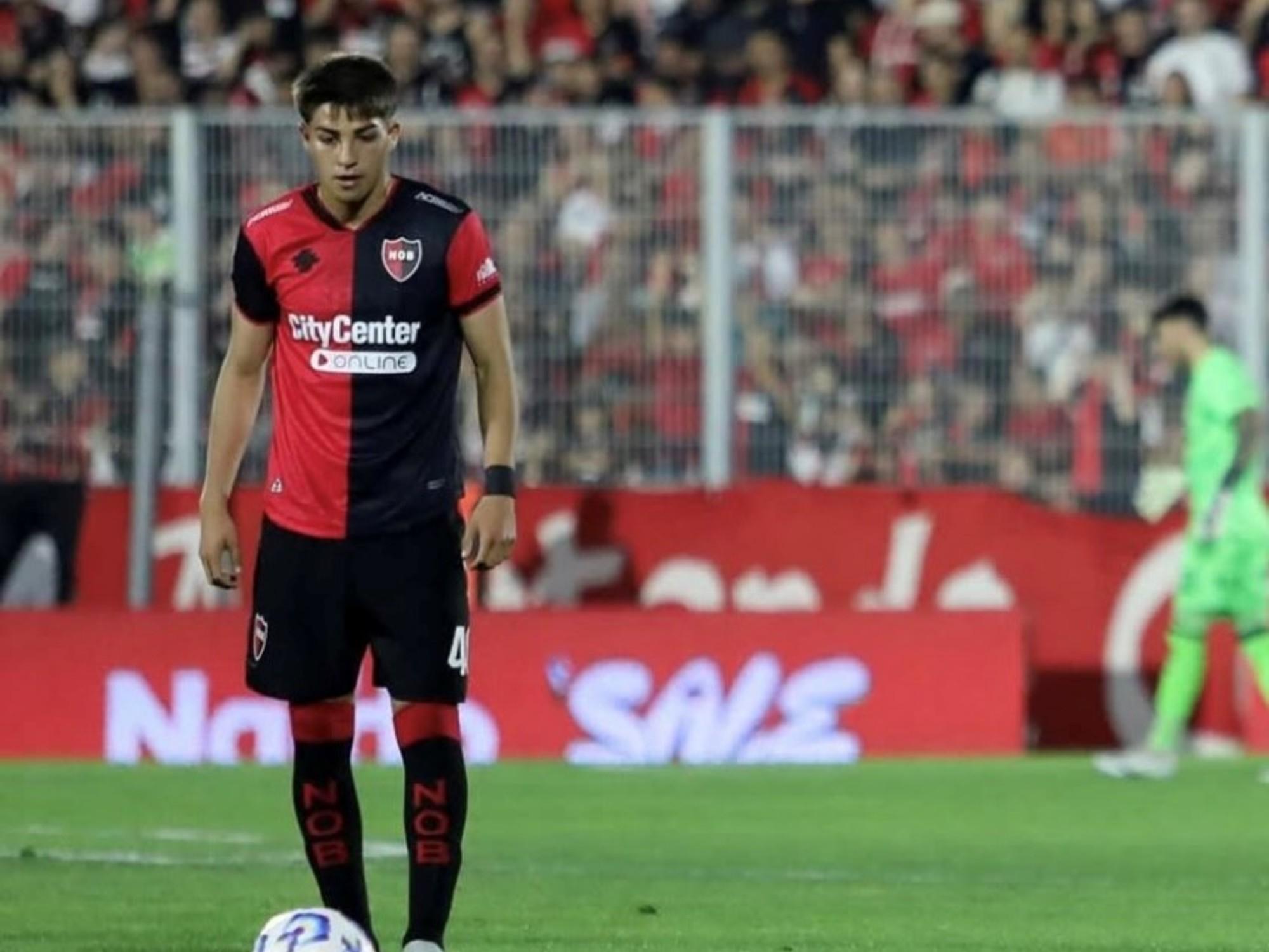 Newell's negocia por Valentino Acuña: la promesa que busca Defensa