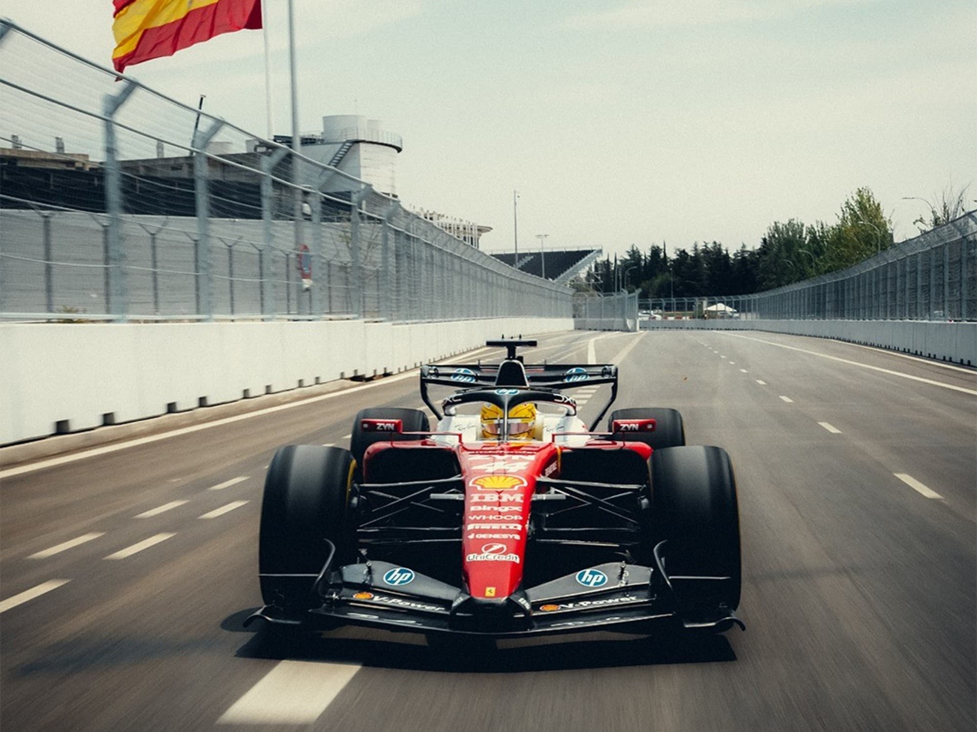Ferrari aceleró en Madrid: Hamilton y Leclerc probaron el nuevo circuito de la Fórmula 1