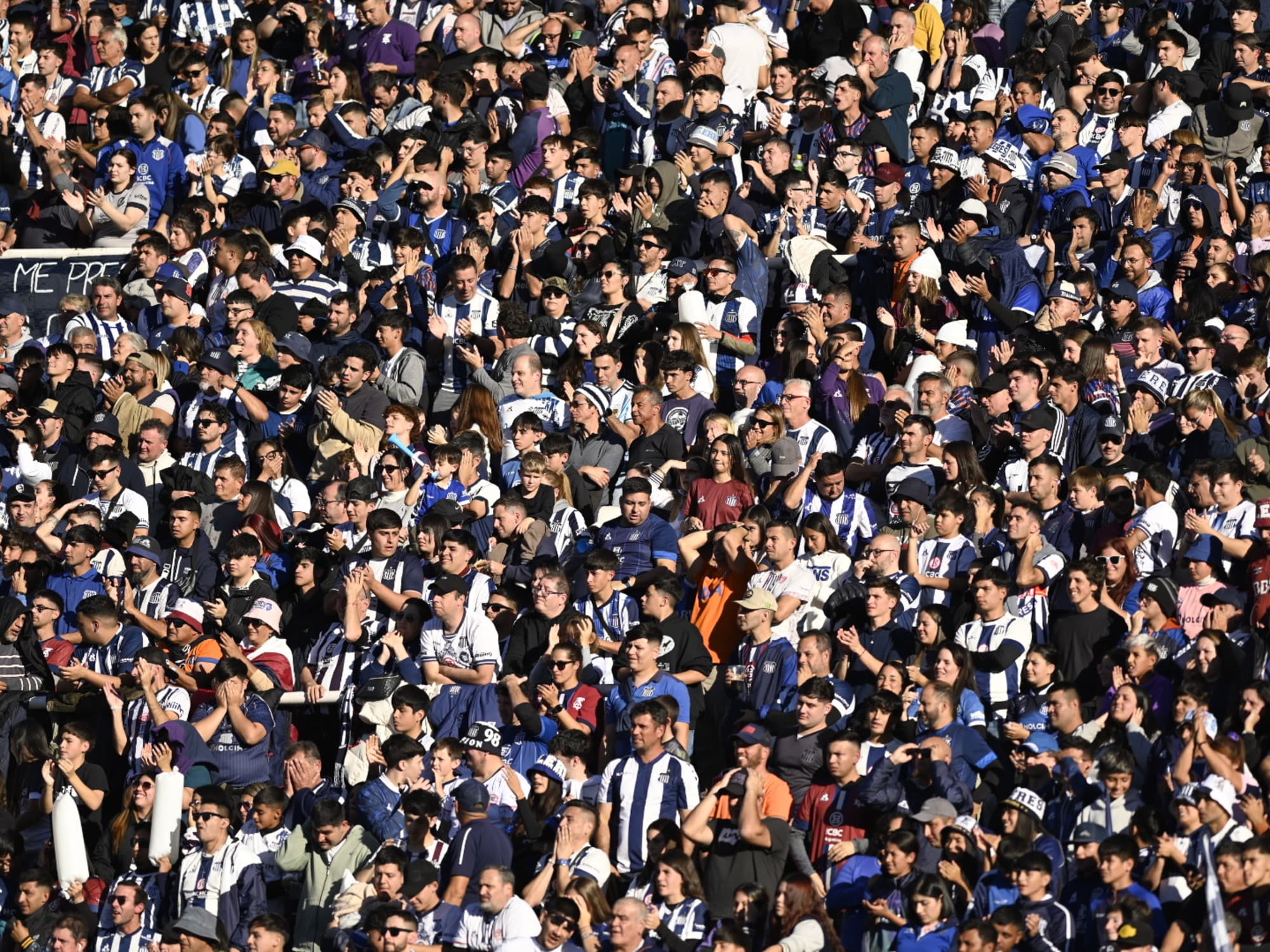 Dura sanción económica para Talleres tras los disturbios en el clásico cordobés
