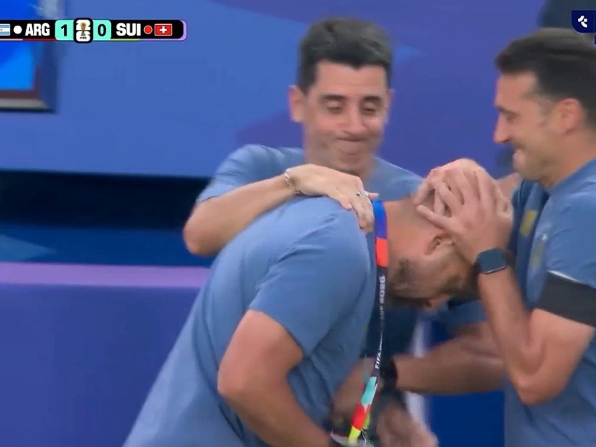 El cerebro de la pelota parada: el reconocimiento de Scaloni a Walter Samuel tras el gol de Mac Allister