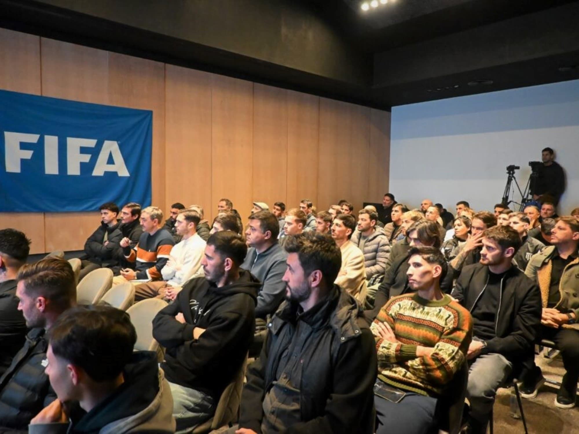 El fútbol argentino se prepara para el Clausura: cumbre clave en Ezeiza para repasar los cambios reglamentarios