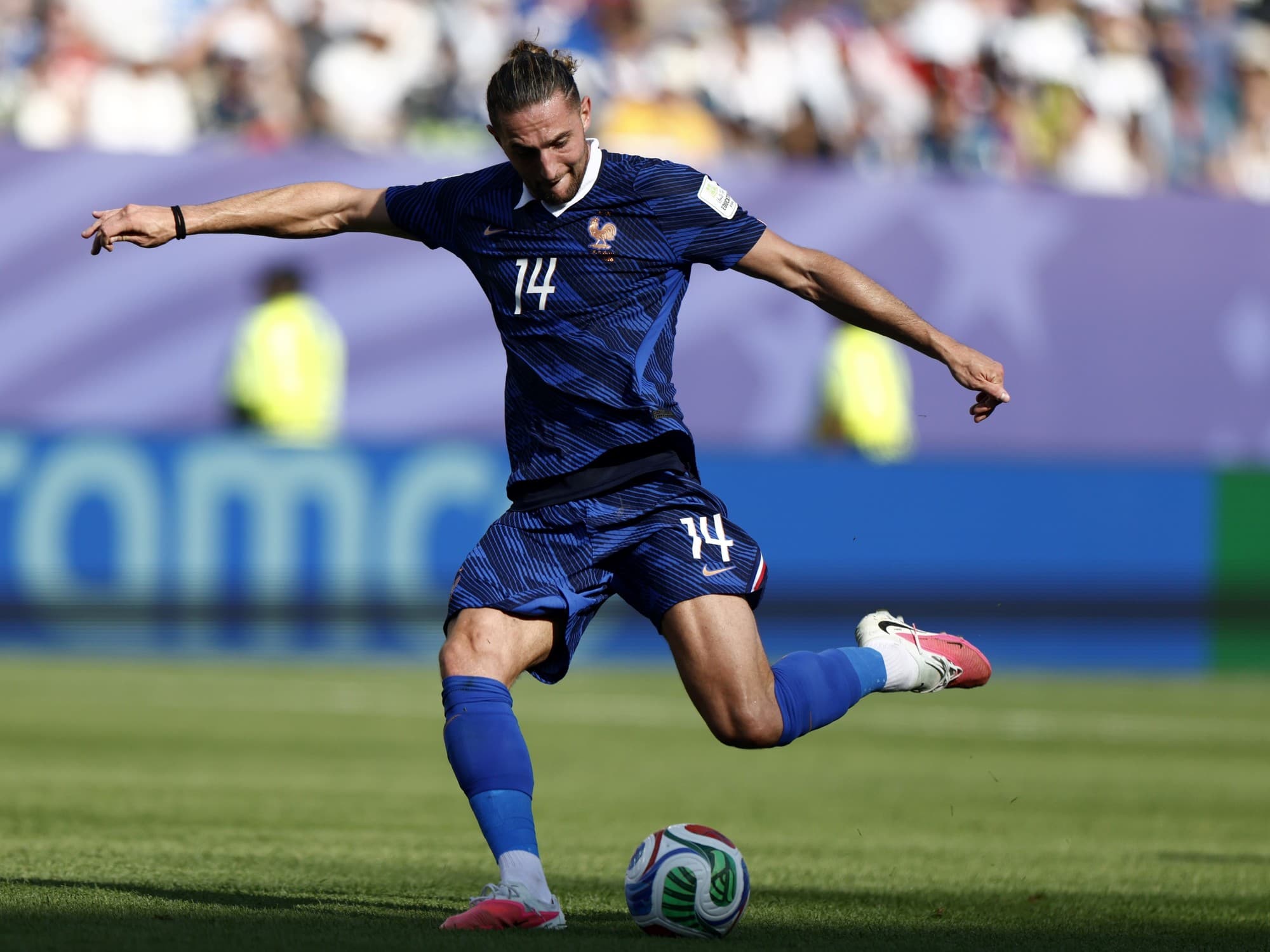 Francia palpita la semifinal: Adrien Rabiot descartó un planteo especial para frenar a Lamine Yamal