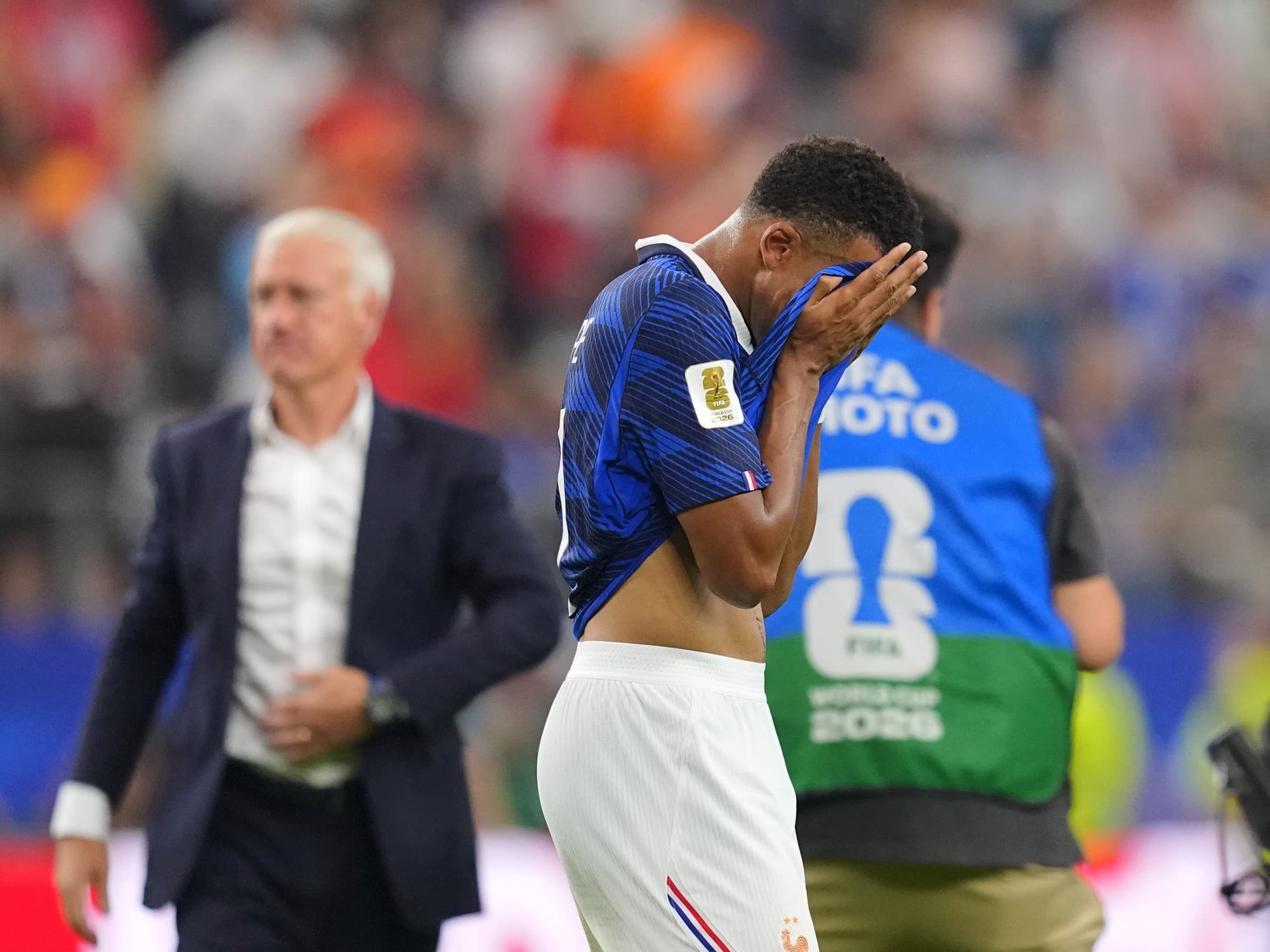 La tristeza de Mbappé: el flojo nivel del crack francés en la eliminación ante España
