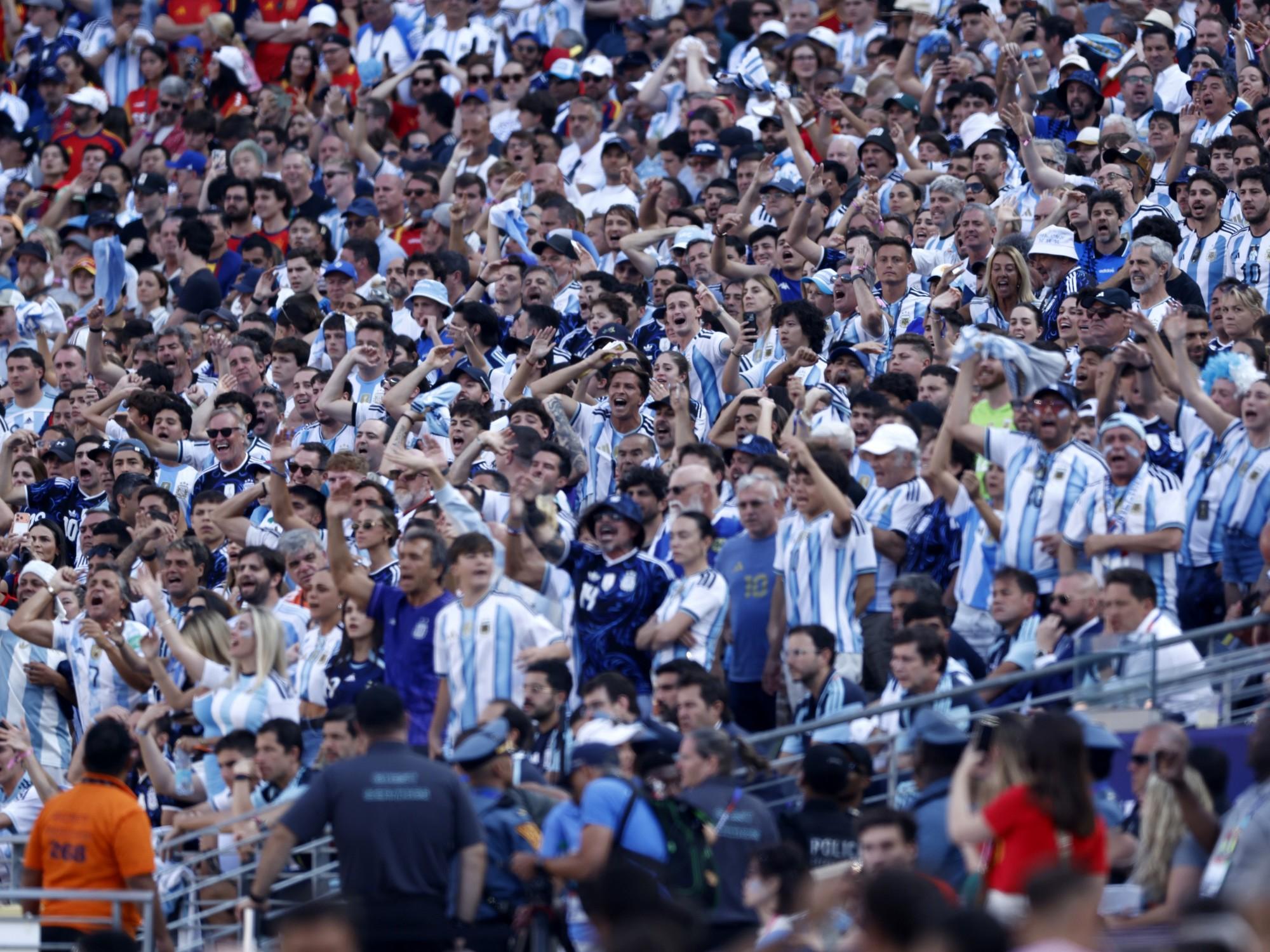 Hinchada argentina: el histórico aguante tras el golpe más duro
