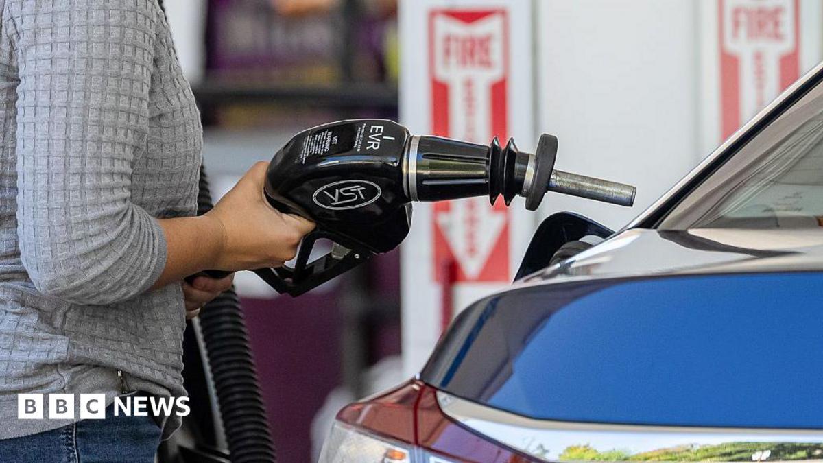 Petróleo Brent: tocó los USD 100 por primera vez desde mayo