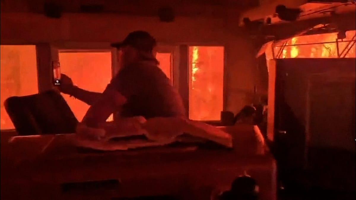 Milagro en Canadá: la tripulación de un tren logró escapar de un devastador incendio forestal