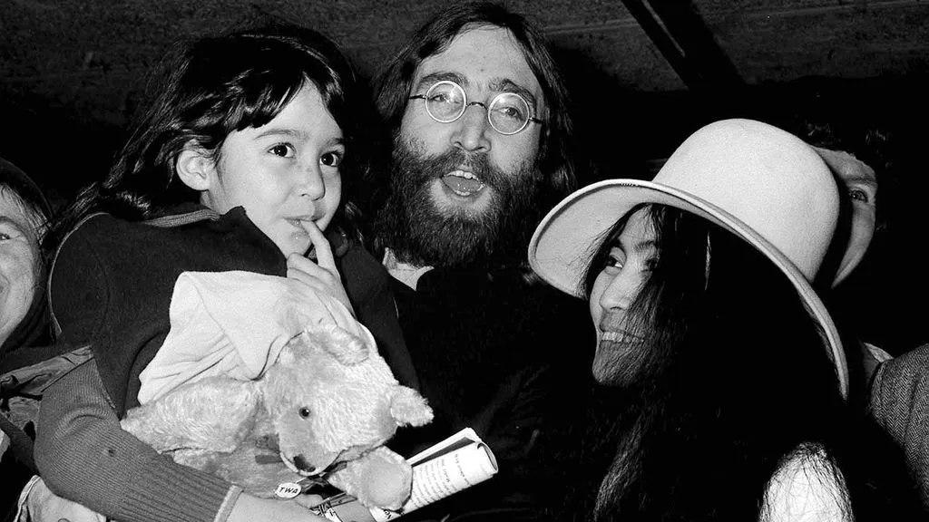 John Lennon tiene su primer nieto: nació Aurelius, el hijo de Sean Ono Lennon