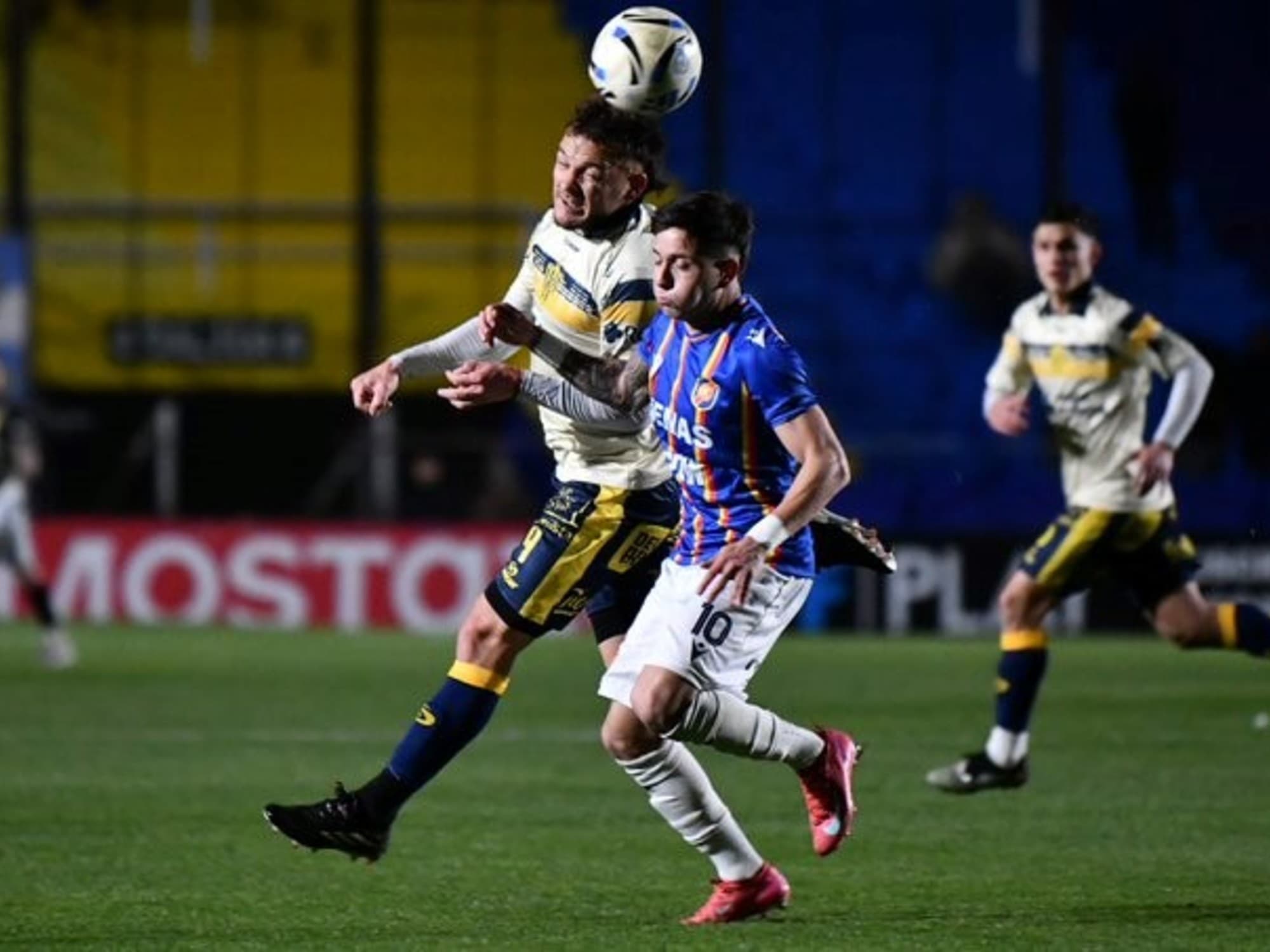 Atlanta se recuperó con un triunfo clave ante Colegiales y acecha la punta