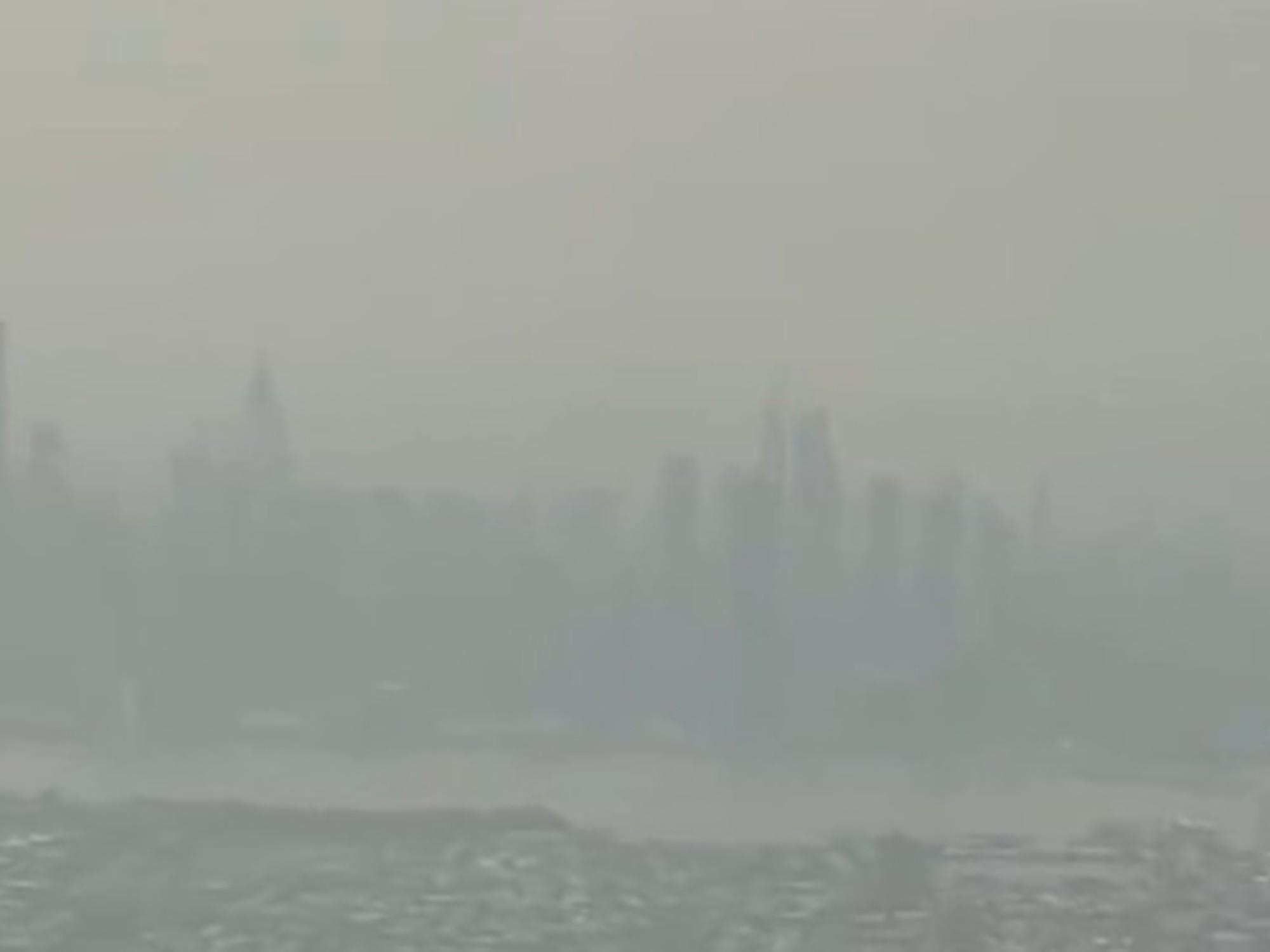 Alerta ambiental en Nueva York: el humo de los incendios forestales amenaza la final entre Argentina y España